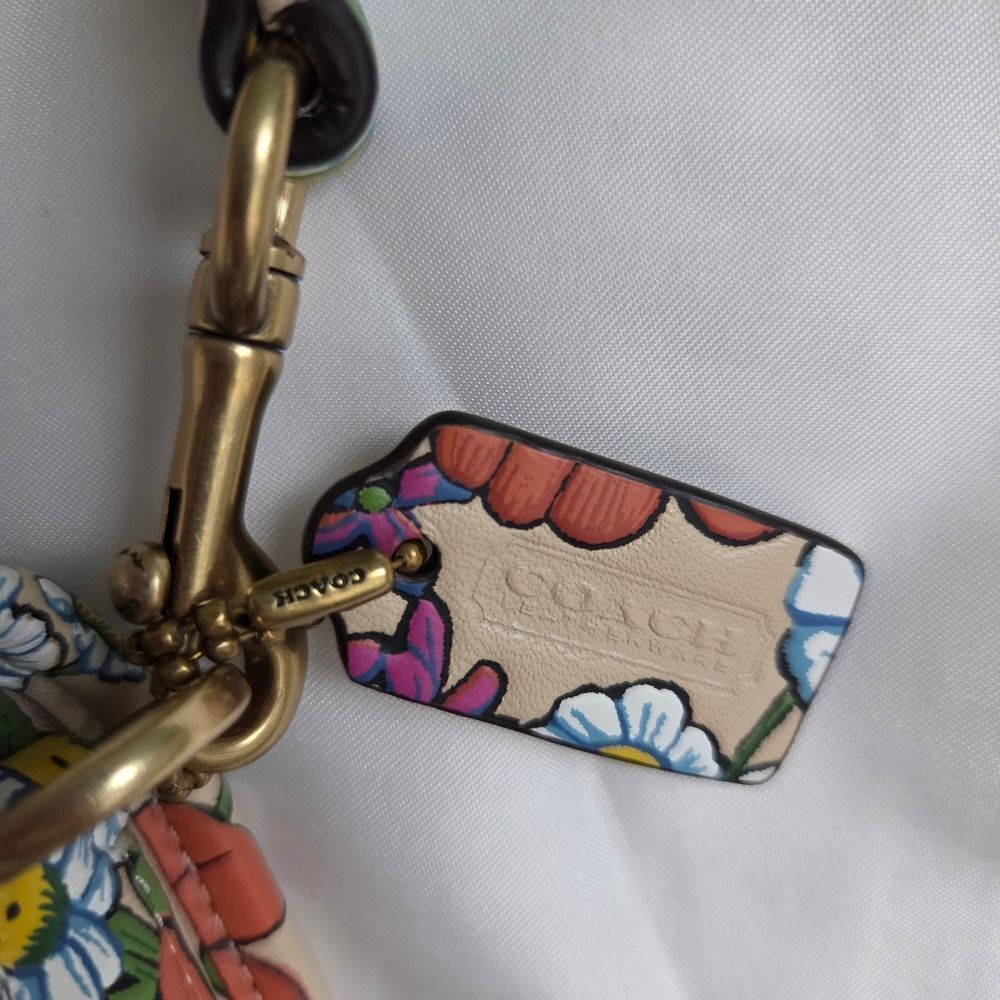 Coach Swinger 20 Ivory Multi Coral Floral Leather Shoulder Bag - Picture 4 of 8